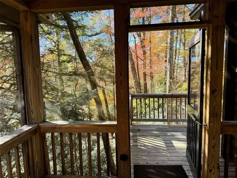 28 E Forest Way Highlands NC 28741