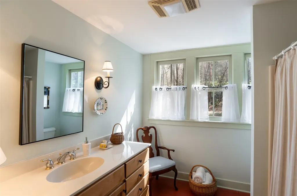 53 Rockytop Drive Cashiers NC 28717