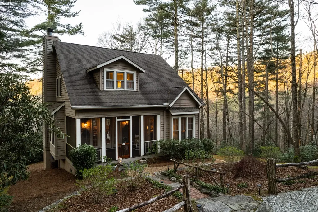 53 Rockytop Drive Cashiers NC 28717