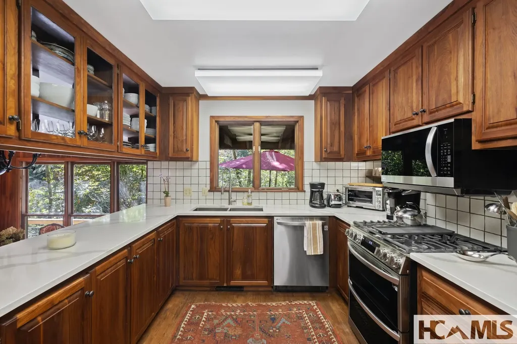 711 Flat Mountain Road Highlands NC 28741