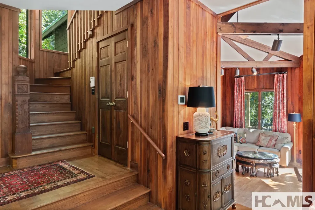 711 Flat Mountain Road Highlands NC 28741