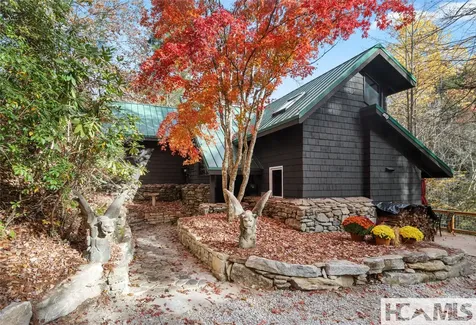 711 Flat Mountain Road Highlands NC 28741