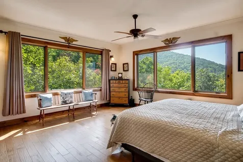37 Jones Knob Road Franklin NC 28734