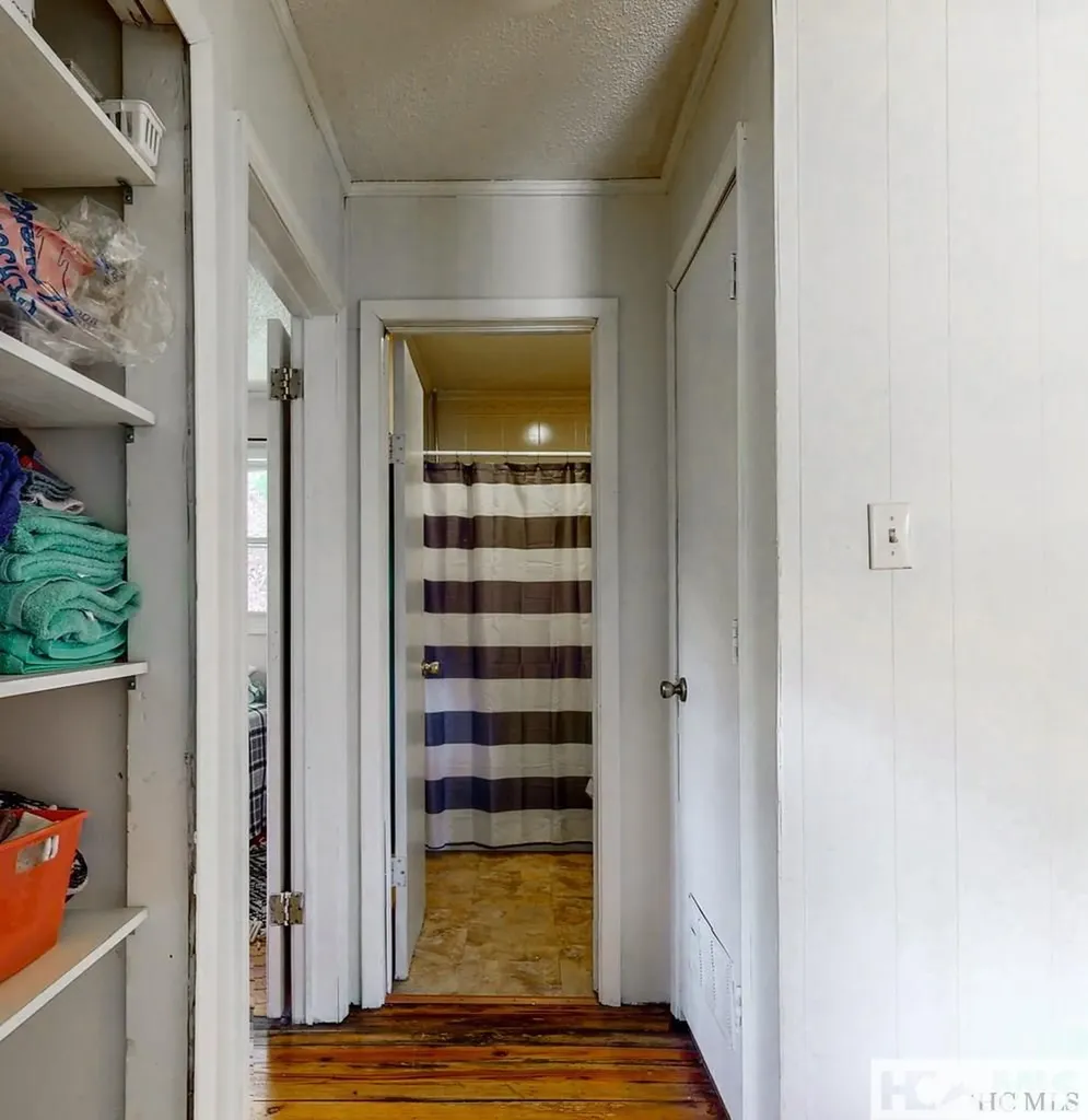 7 Grefe Road Scaly Mountain NC 28775