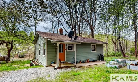 7 Grefe Road Scaly Mountain NC 28775