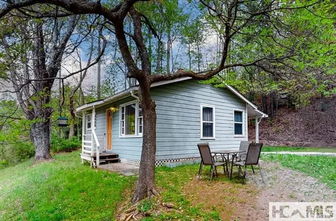 7 Grefe Road Scaly Mountain NC 28775