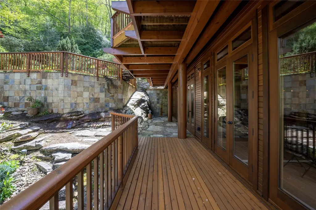 310 Mount Admire Road Cullowhee NC 28723