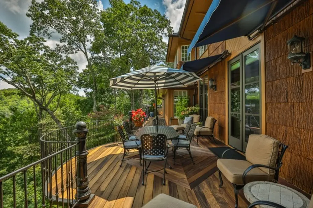 815 Ravenel Ridge Road Highlands NC 28741