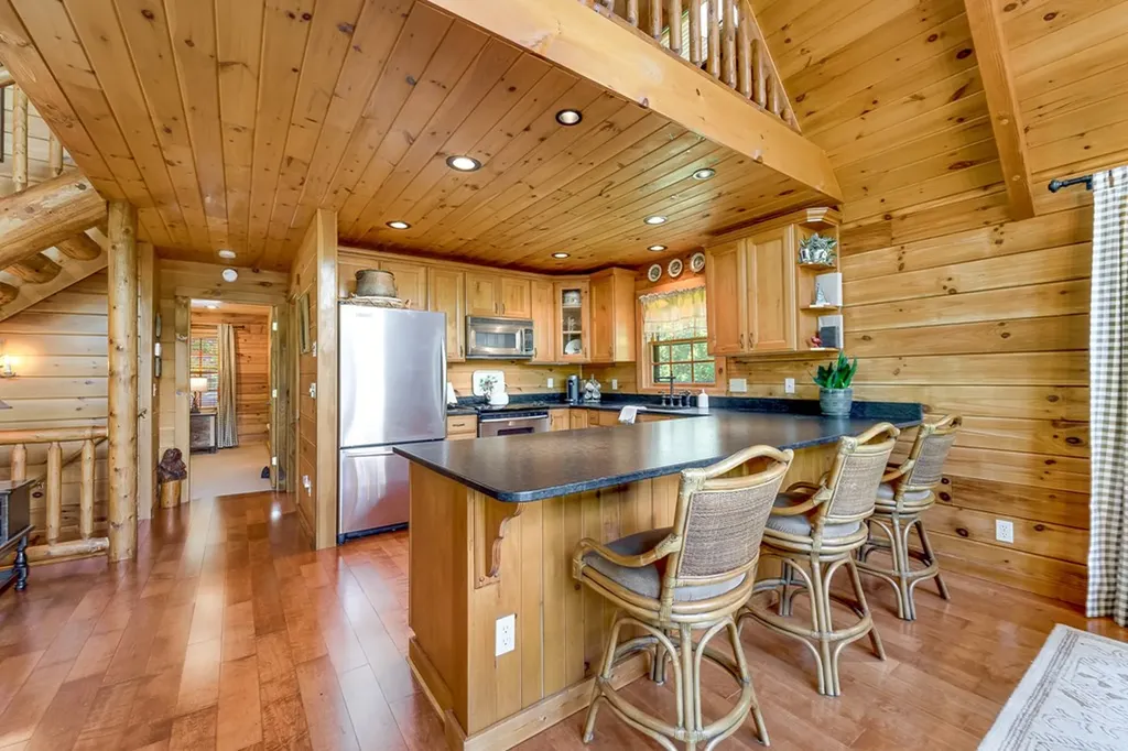 301 Cardinal Ridge Drive Highlands NC 28741