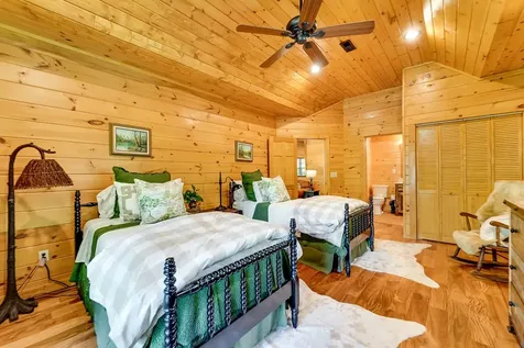 301 Cardinal Ridge Drive Highlands NC 28741