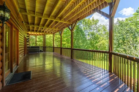 301 Cardinal Ridge Drive Highlands NC 28741