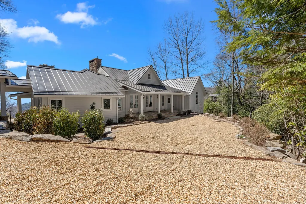 67 Sagee Drive Highlands NC 28741