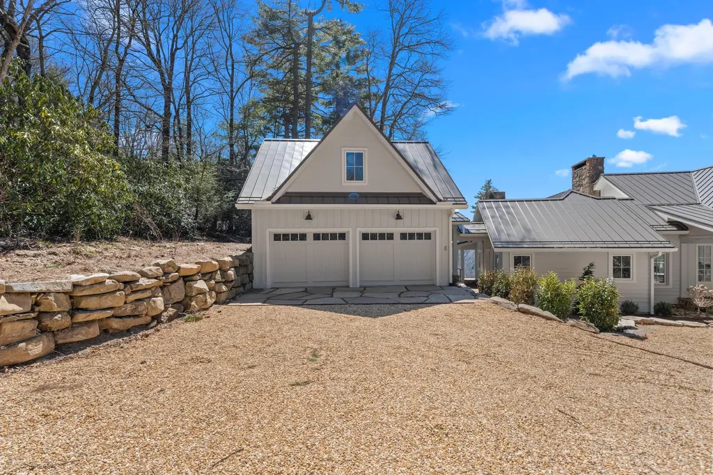 67 Sagee Drive Highlands NC 28741