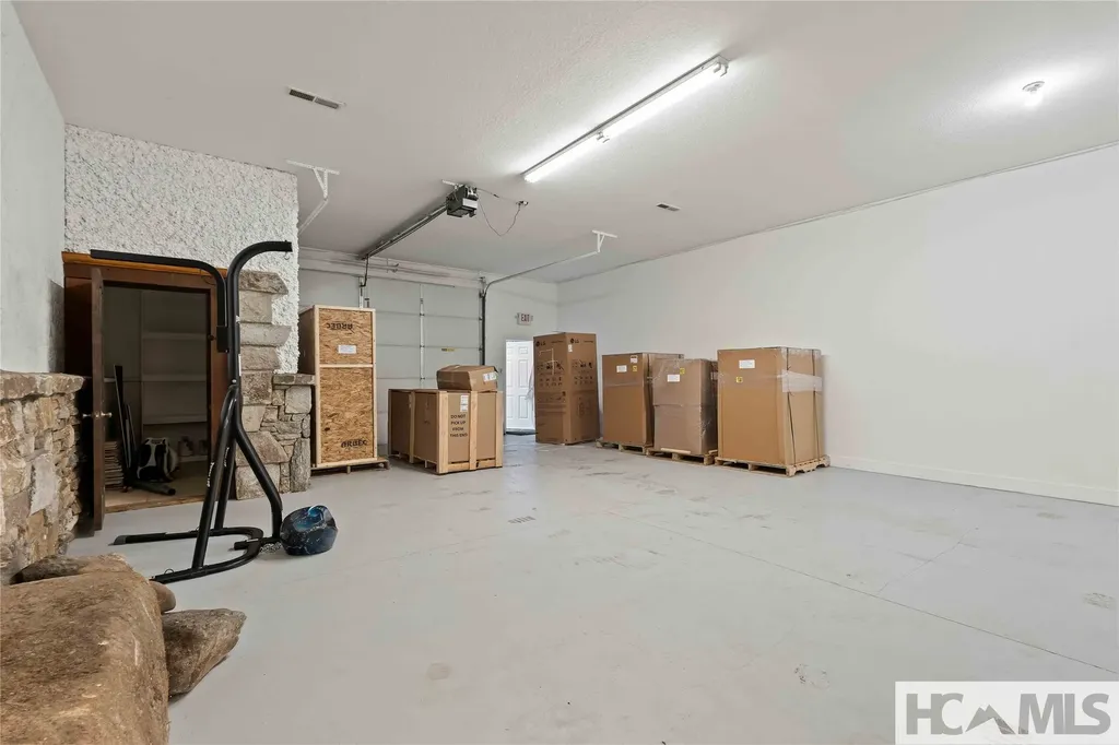 19 Cabe Place Highlands NC 28741