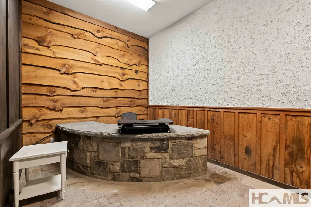 19 Cabe Place Highlands NC 28741