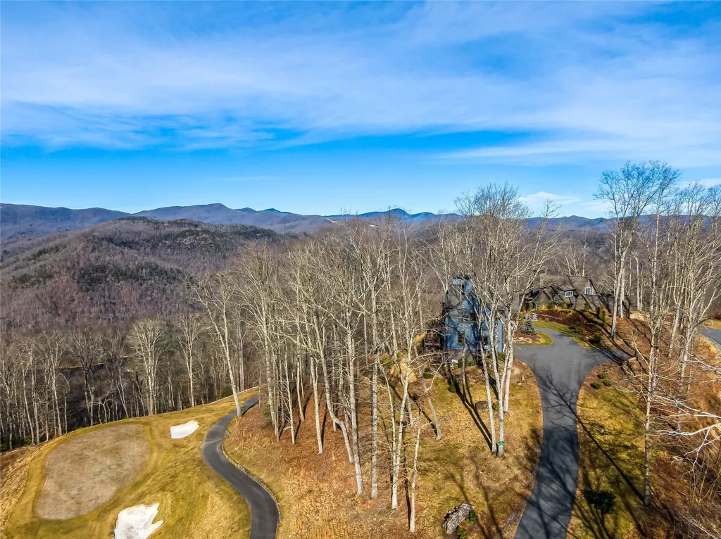 1839 Grandview Drive Tuckasegee NC 28783