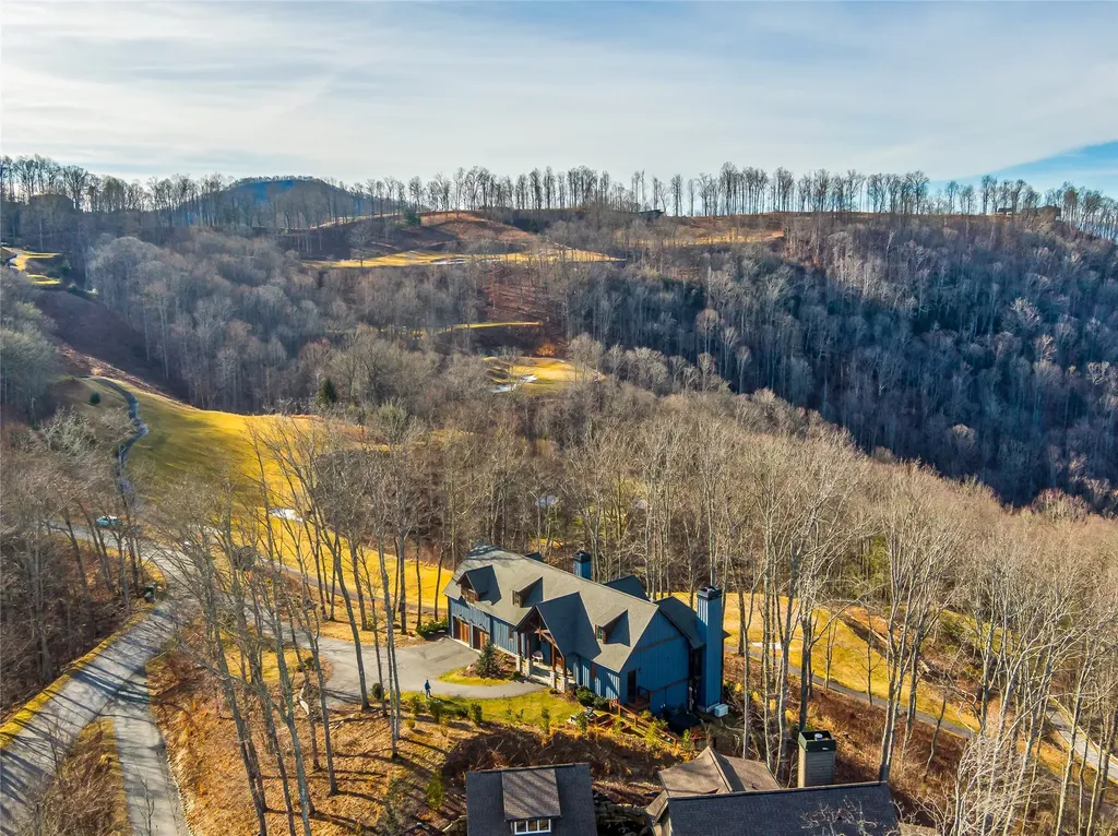 1839 Grandview Drive Tuckasegee NC 28783