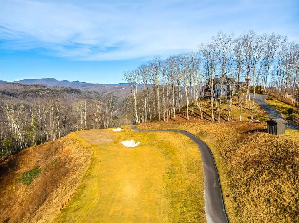 1839 Grandview Drive Tuckasegee NC 28783