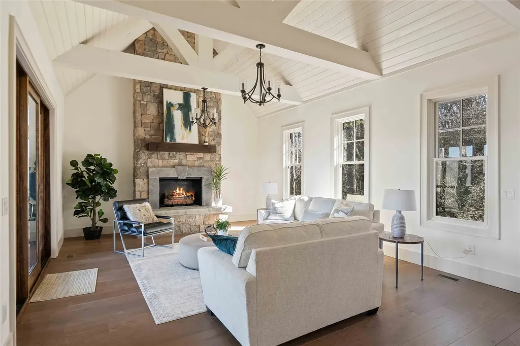 343 Ledgeview Road Cashiers NC 28717