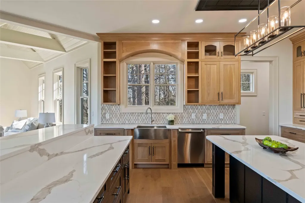 343 Ledgeview Road Cashiers NC 28717