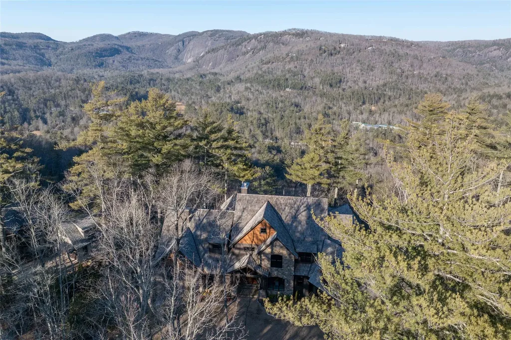 343 Ledgeview Road Cashiers NC 28717