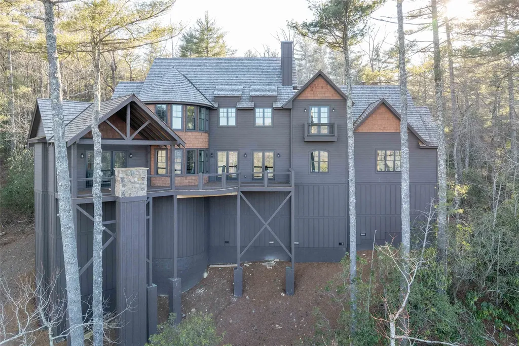 343 Ledgeview Road Cashiers NC 28717