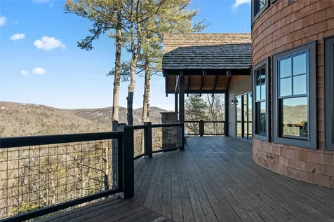 343 Ledgeview Road Cashiers NC 28717