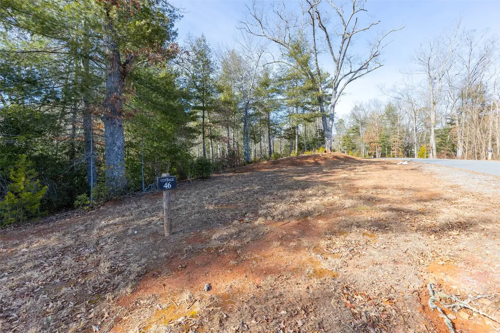 46 Amberleaf Way Cullowhee NC 28723