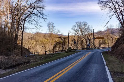 46 Amberleaf Way Cullowhee NC 28723