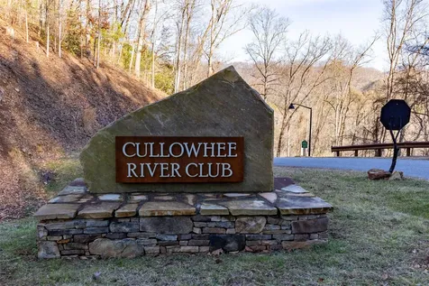 46 Amberleaf Way Cullowhee NC 28723