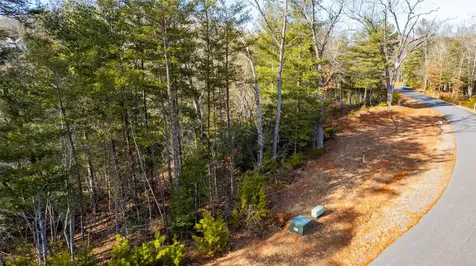 46 Amberleaf Way Cullowhee NC 28723