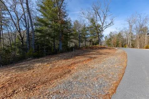 46 Amberleaf Way Cullowhee NC 28723