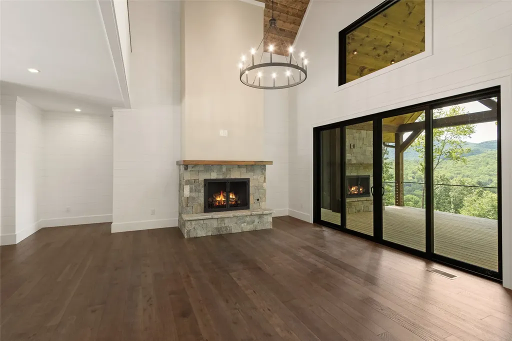 237 Glassy Rock Lane Glenville NC 28736