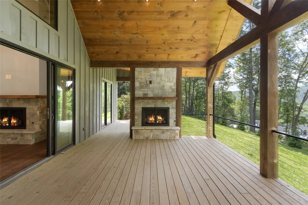 237 Glassy Rock Lane Glenville NC 28736