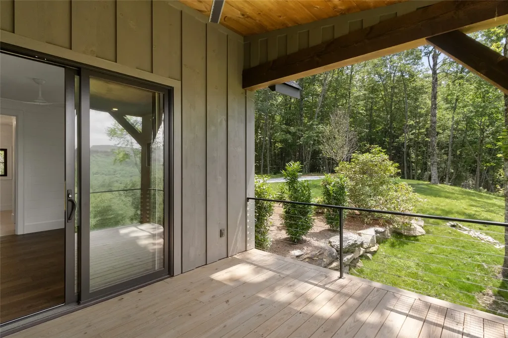 237 Glassy Rock Lane Glenville NC 28736