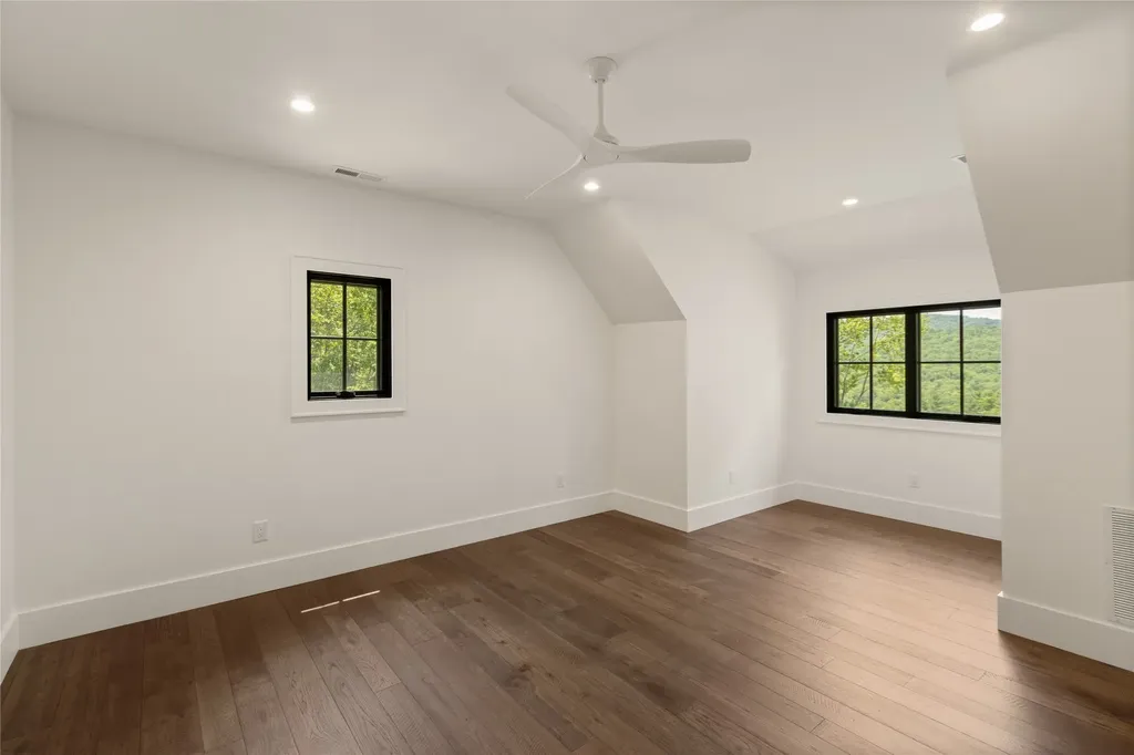 237 Glassy Rock Lane Glenville NC 28736