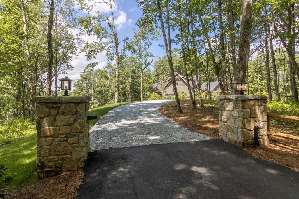 237 Glassy Rock Lane Glenville NC 28736