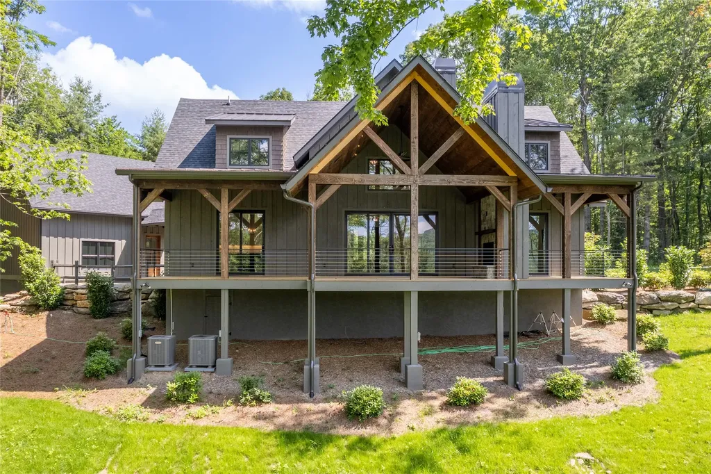 237 Glassy Rock Lane Glenville NC 28736