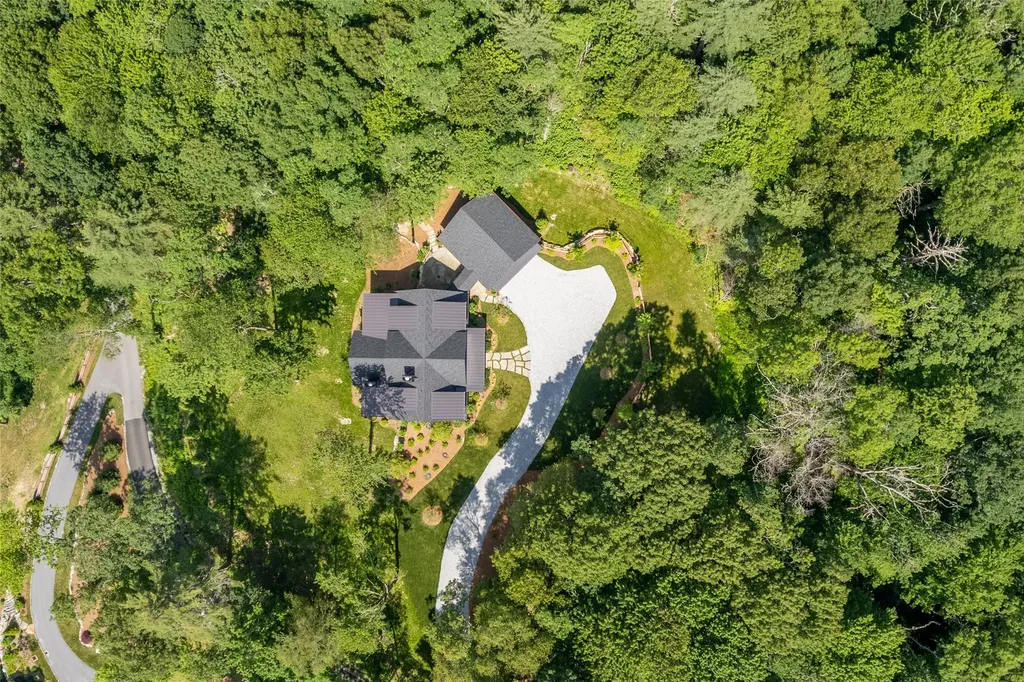 237 Glassy Rock Lane Glenville NC 28736