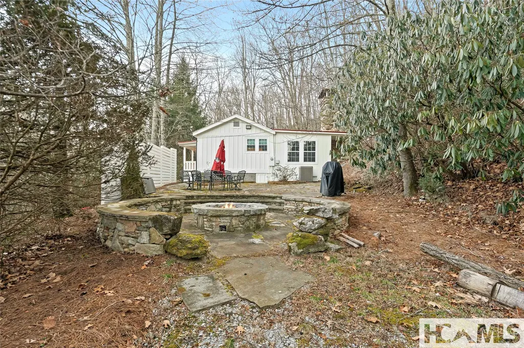 31 Cabe Place Highlands NC 28741