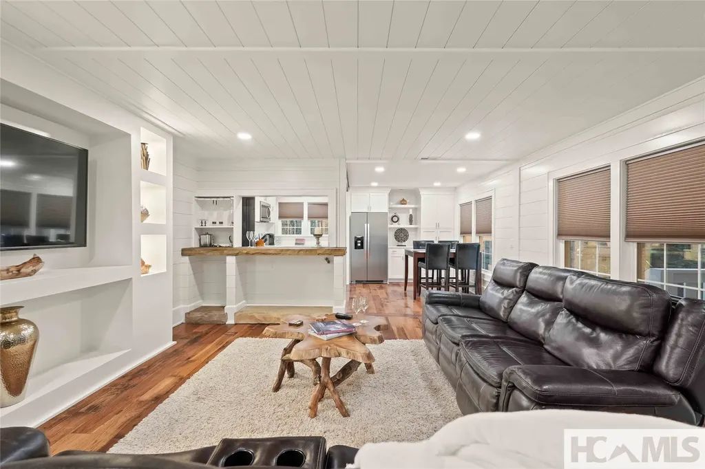 31 Cabe Place Highlands NC 28741