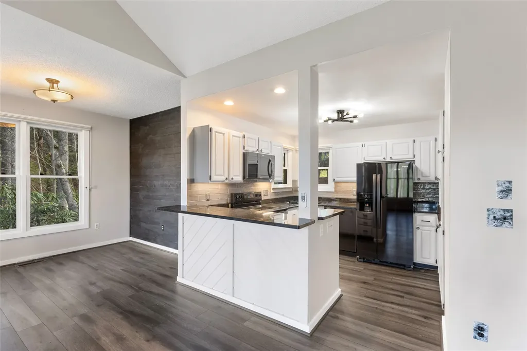 134 Racquet Club Villas Drive Sapphire NC 28774