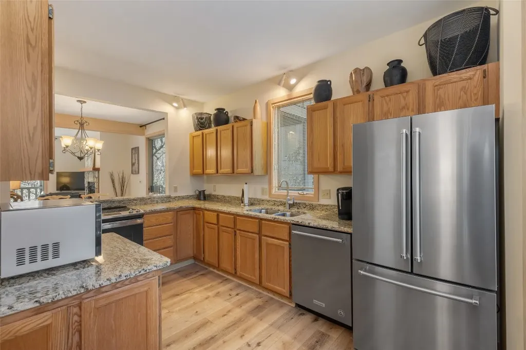 223 Chestnut Cove Highlands NC 28741