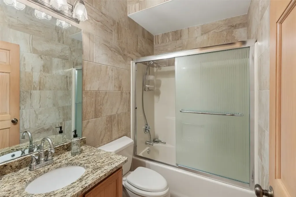 223 Chestnut Cove Highlands NC 28741