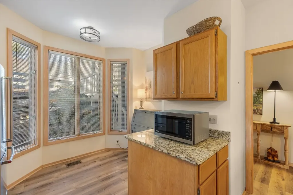 223 Chestnut Cove Highlands NC 28741