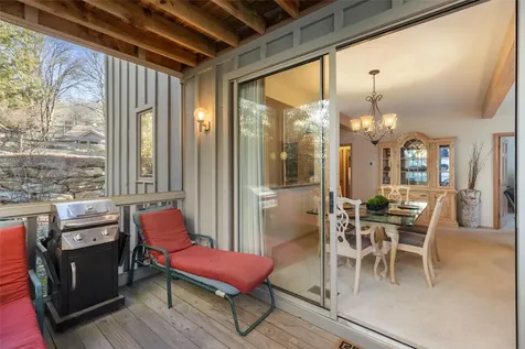 223 Chestnut Cove Highlands NC 28741