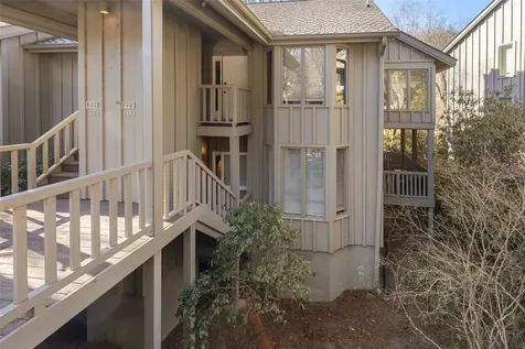 223 Chestnut Cove Highlands NC 28741