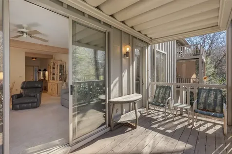 223 Chestnut Cove Highlands NC 28741