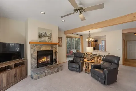 223 Chestnut Cove Highlands NC 28741