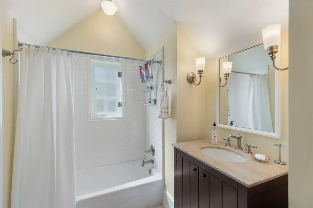 25 Old Edwards Circle Highlands NC 28741